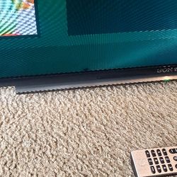 Price Firm 50 Inch Sony Smart Universal Remote Has A Black ⚫️ On Bottom Screen 