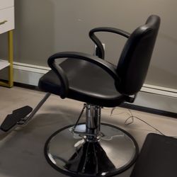 Salon Style Barber Chair