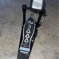 DW 3000 Drum Pedal 
