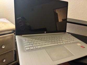 Hp laptop 17-cp0014nr