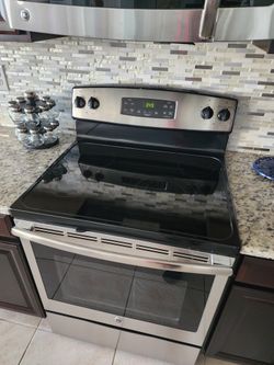 GE Electric Stove