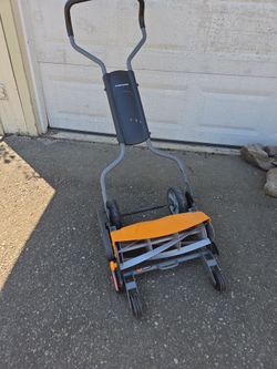 Fiskars Reel Mower