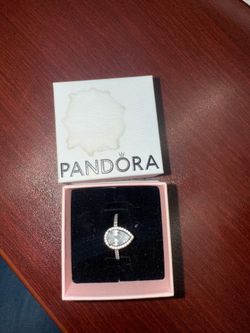 Sparkling Silver Teardrop Halo Ring Size 7.5