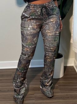 Women Camo Thigh Grimpers Pants