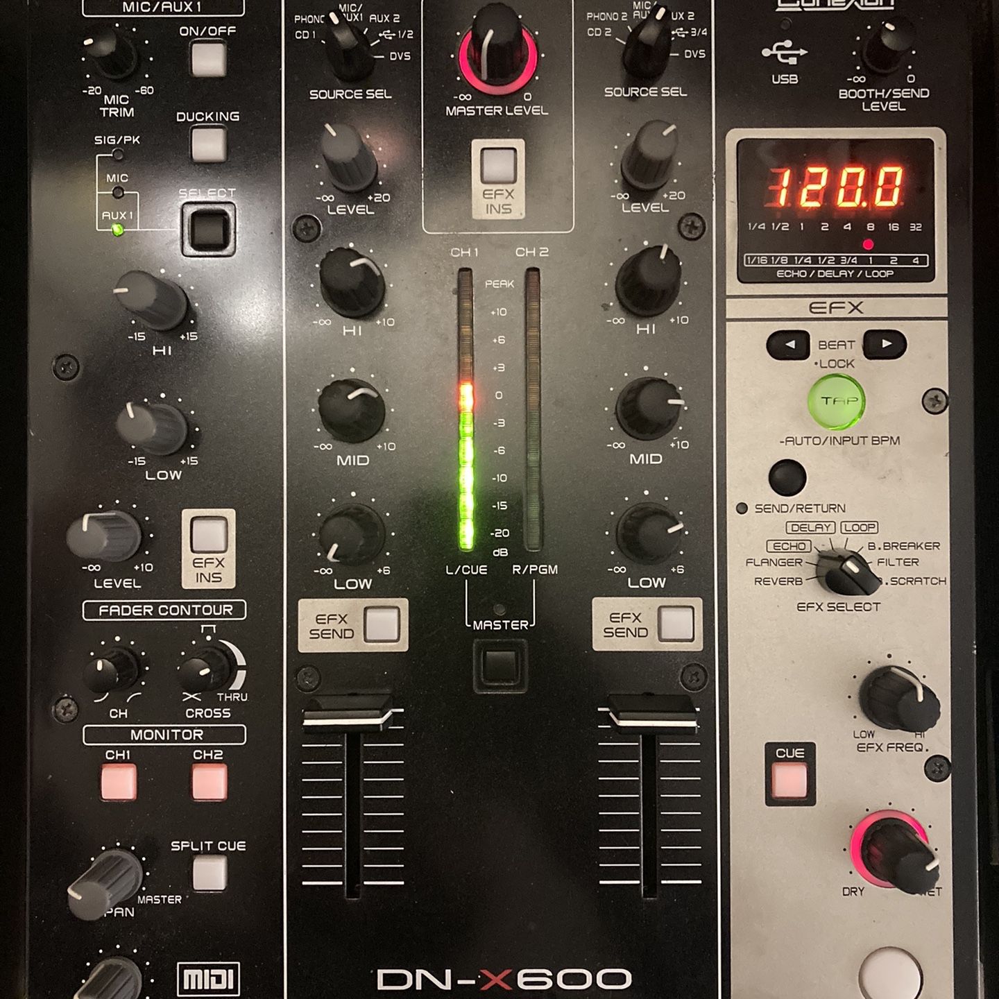 DENON DN-X600 dj Mixer $150 OBO Clean! for Sale in Visalia