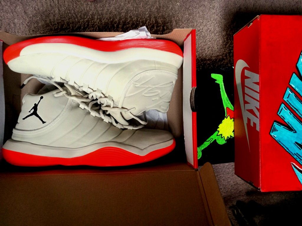 Men's Jordan Flight Size 10.5