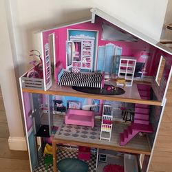 Free Barbie House