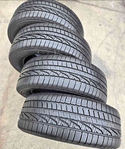 225 65 17 Goodyear tires Con 80% de Vida Las 4