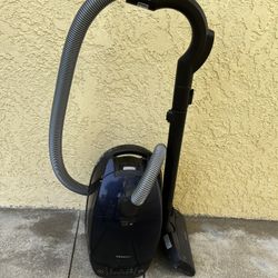 Miele Vacuum 
