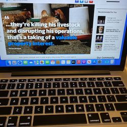 13.3 MacBook Pro Laptop 256gb 2.7 GHz 8gb Great Condition