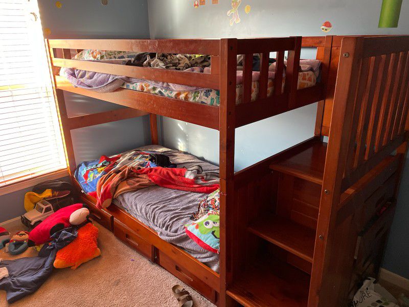 Twin Sized Bunkbed