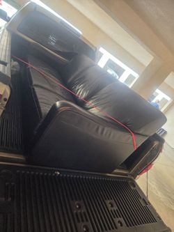 Brown Leather couch good condition.