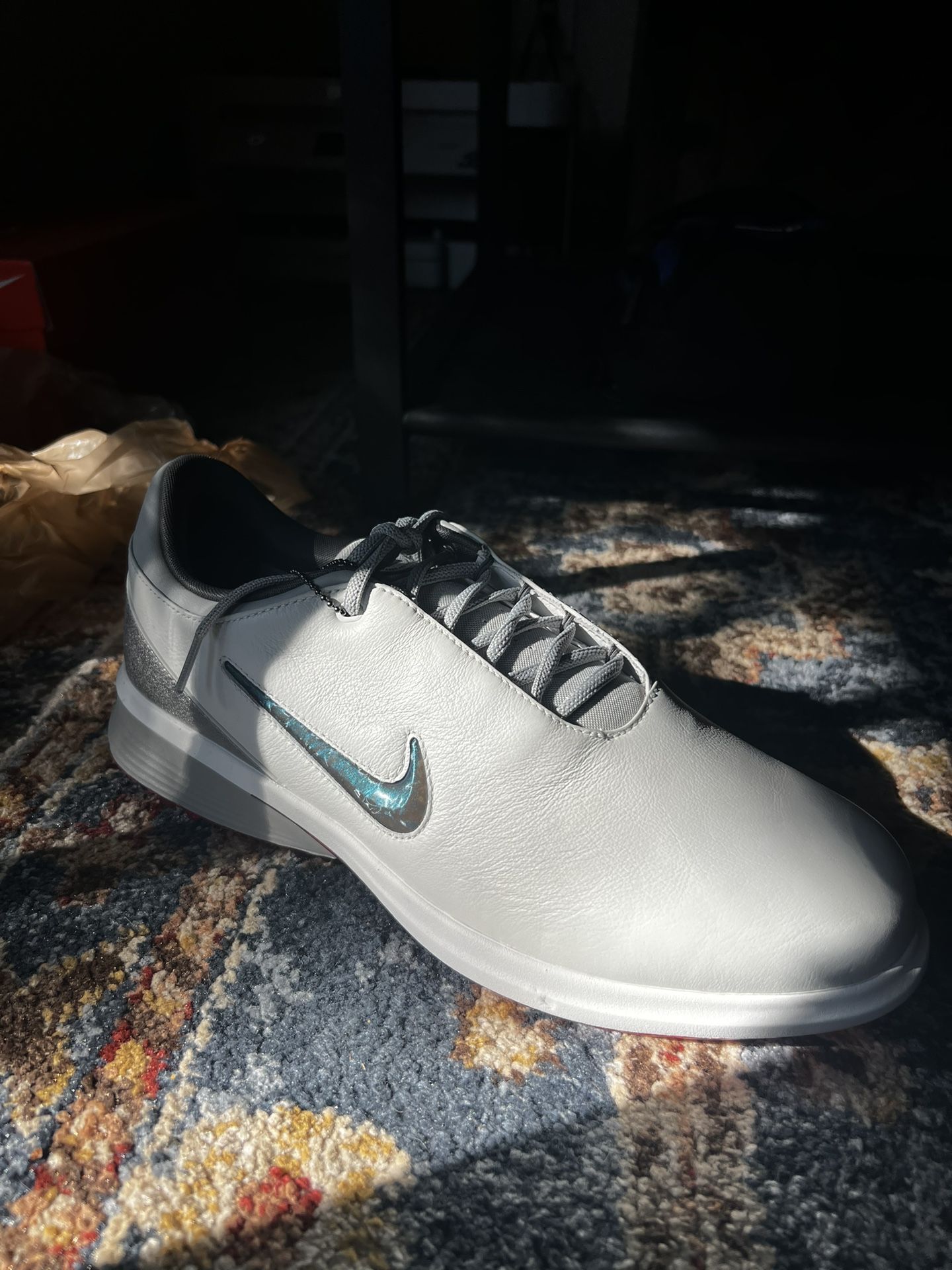 Nike Victory Tour 4 Size 12