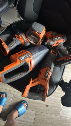 Ridgid tool comb