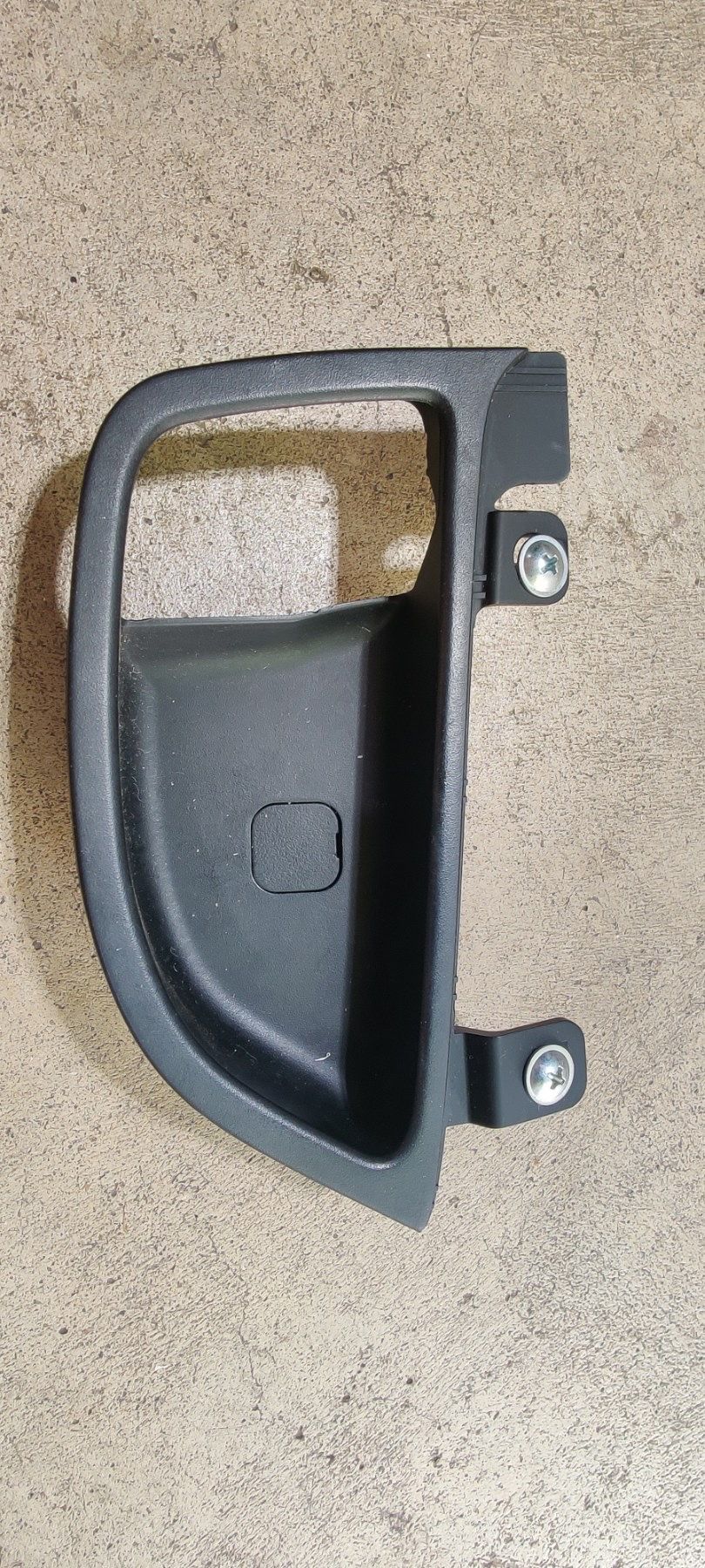 2012 elantra driver side door inside handle