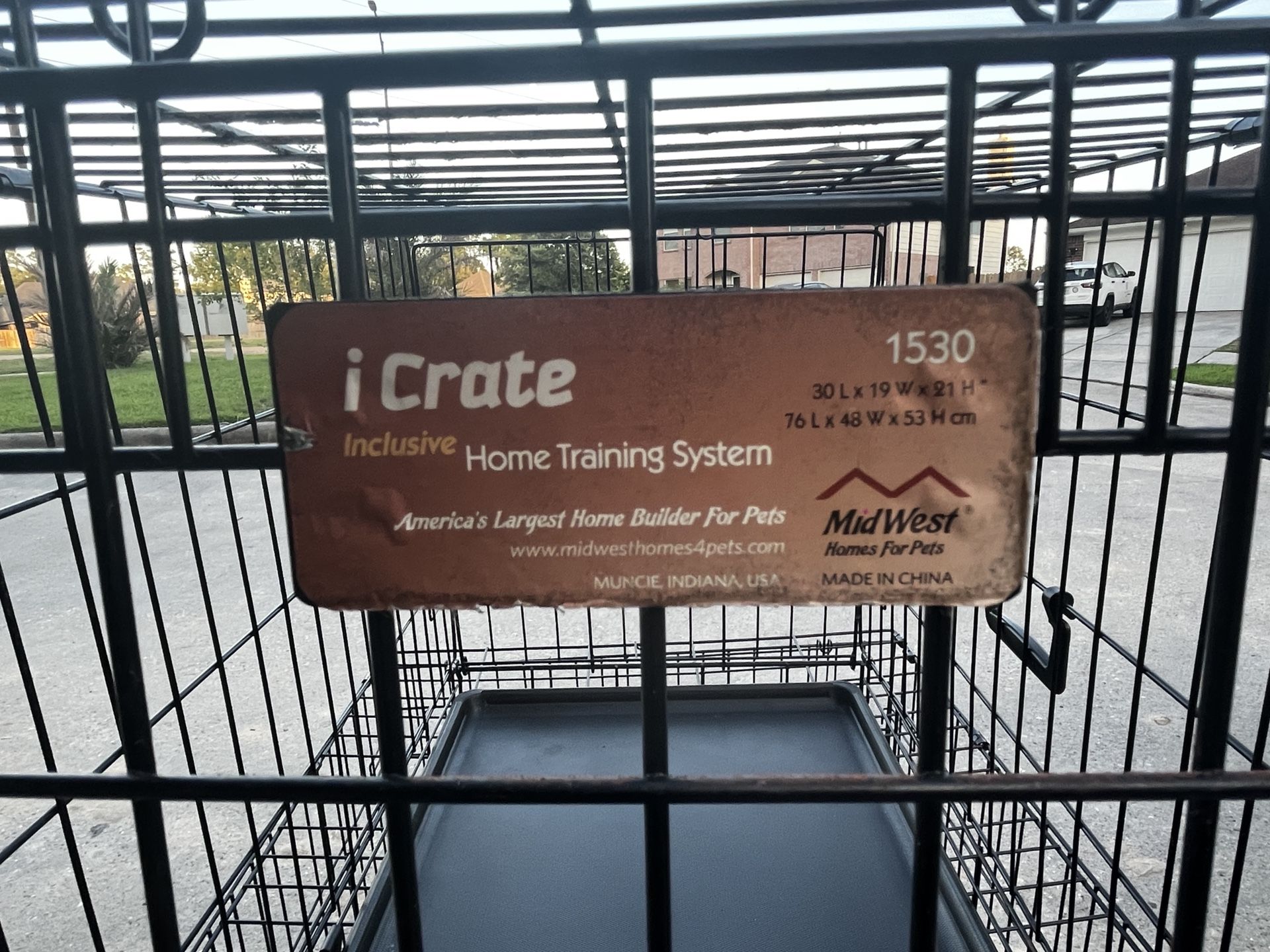 MidWest 30 iCrate Folding Metal Dog Crate w/ Divider Panel Floor