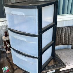 Sterilite Plastic 3 Drawer Small Dresser Chest Of Drawers