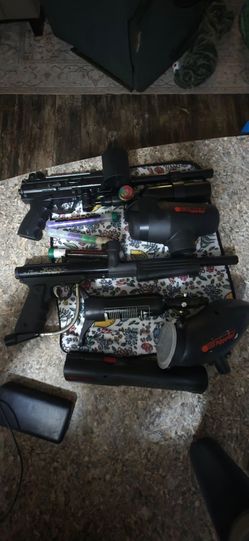 Pepperball guns and 5 load Pepperball flashlight