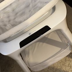 4 moms bassinet