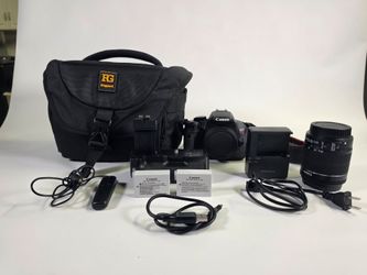 Canon EOS Rebel T4i DSLR Camera Bundle