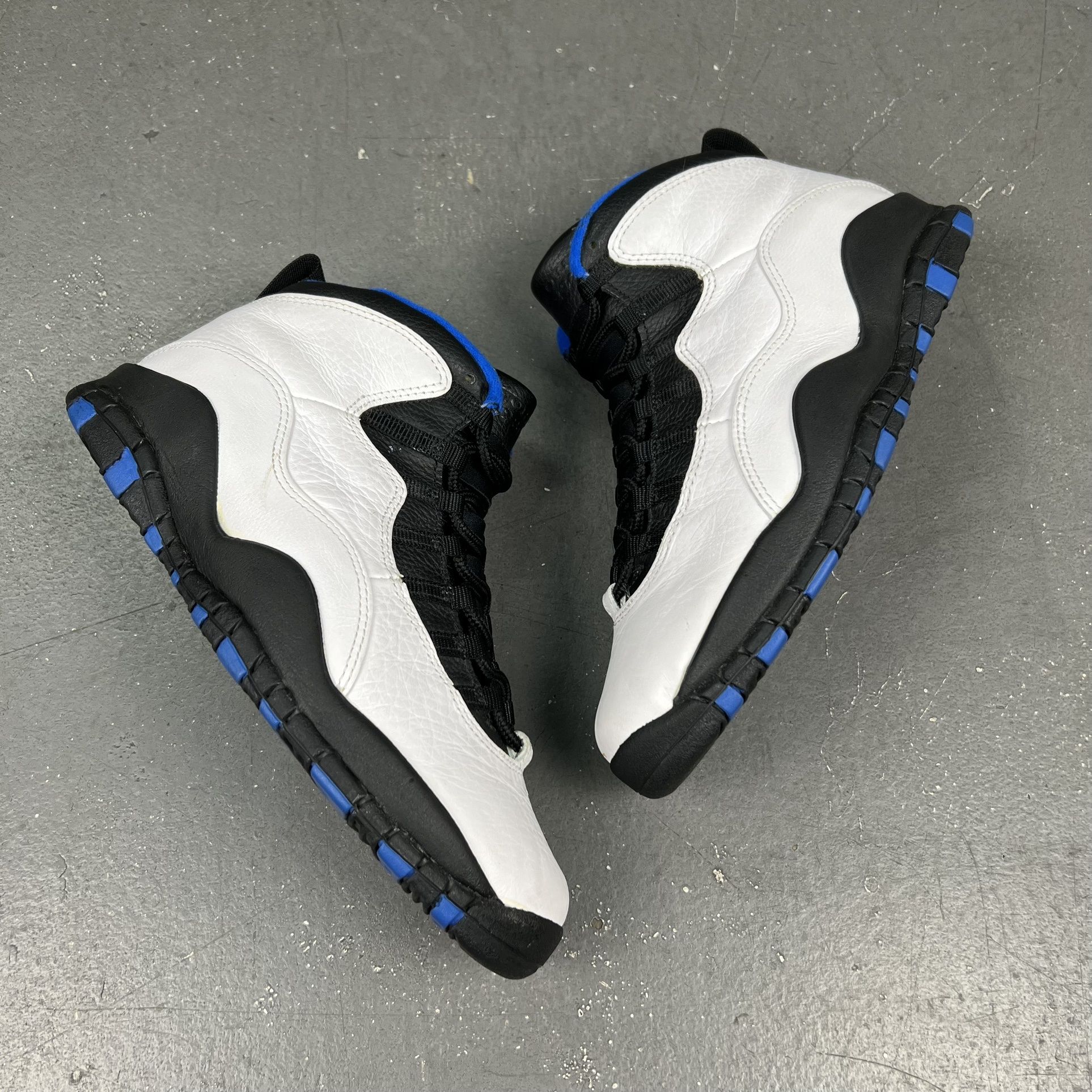 Jordan 10 OG 1995 New York Knicks Size 8 for Sale in Miami, FL