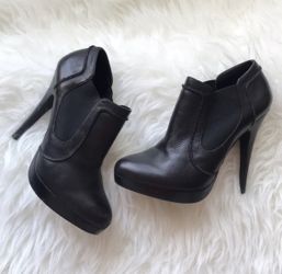 Aldo Black Ankle Booties Size 7