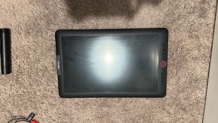 XP-PEN Artist 16.5 Pro, XP pen stand, XP pen drawing pen, and HDMI cable