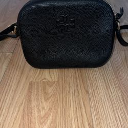 Tory Burch  McGraw Camera Bag 