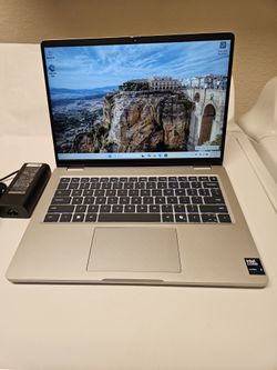 Dell Pro 14 PC14250 Intel Core Ultra 5 235U 32 GB DDR5 Ram Memory Warranty,  Like New