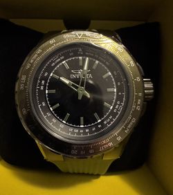 Brand New Never worn in box Invicta Aviator Men's Watch - 50mm, Green