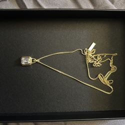 Commonlines Gold Solitare Necklace