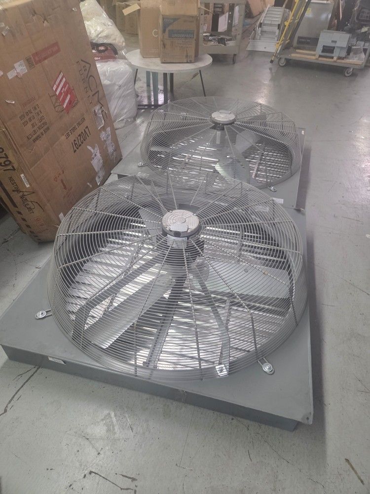 Canarm 42" 1-Speed Standard Wall Exhaust Fan