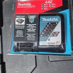 Makita Charger new