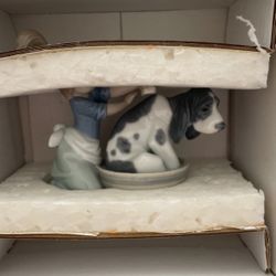 LLADRO Girl With Dog In Bath 