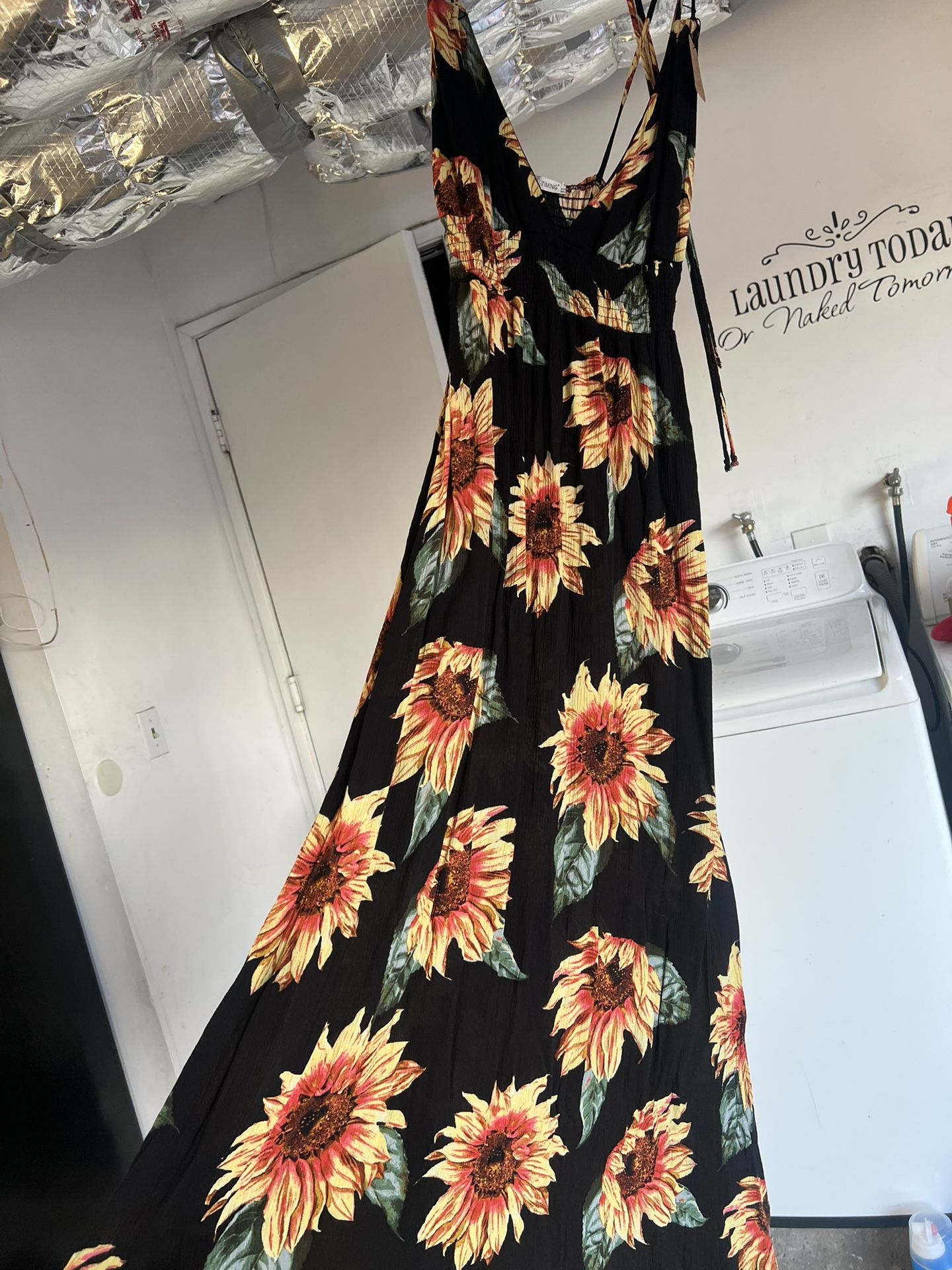 Sunflower Dress Size Small Stretchy