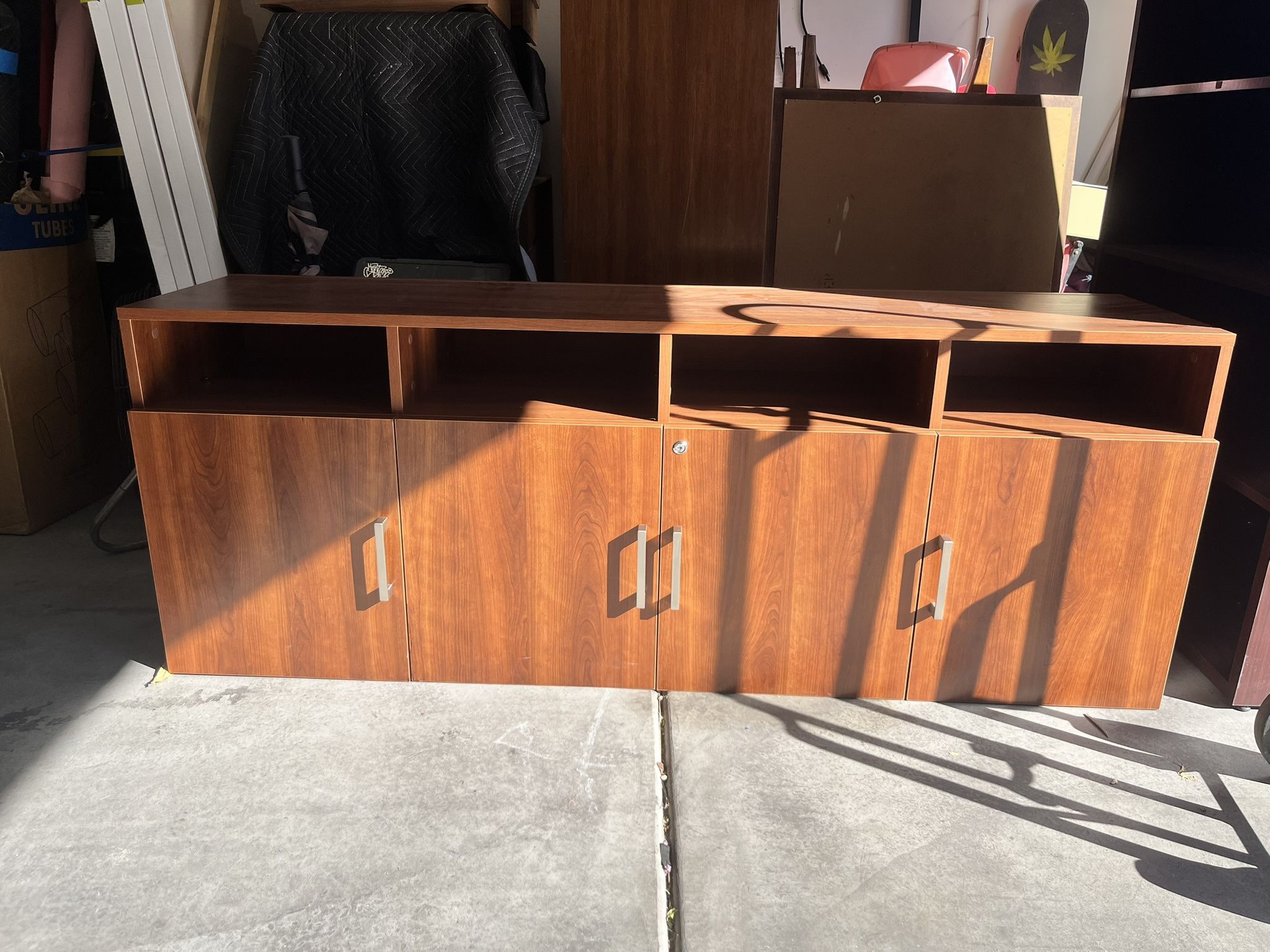 6ft Long Dresser/ Console - www.ice4pros.com.br
