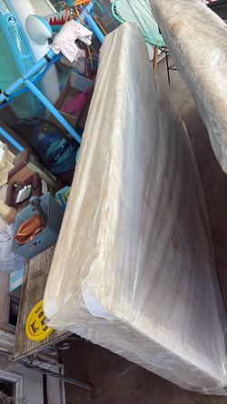 Free  box Spring Twin size