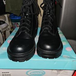 Black Boots