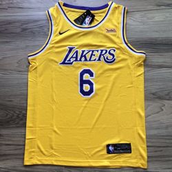 James Lakers Nike Jersey Size Medium-XL