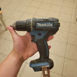 Makita 18v Compact Drill And Charger (Does Not Come With Battery
