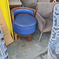 Really Nice Chair Low Price