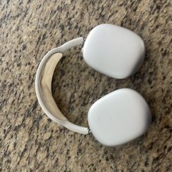 Apple AirPod max silver