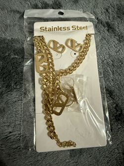 Gold Stainless Steel Chain Necklace and Earrings Set