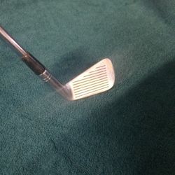 LH Titleist 2 Iron
