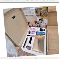 Begin Your Beauty Path with Latest Cosmetology School Makeup Set far all