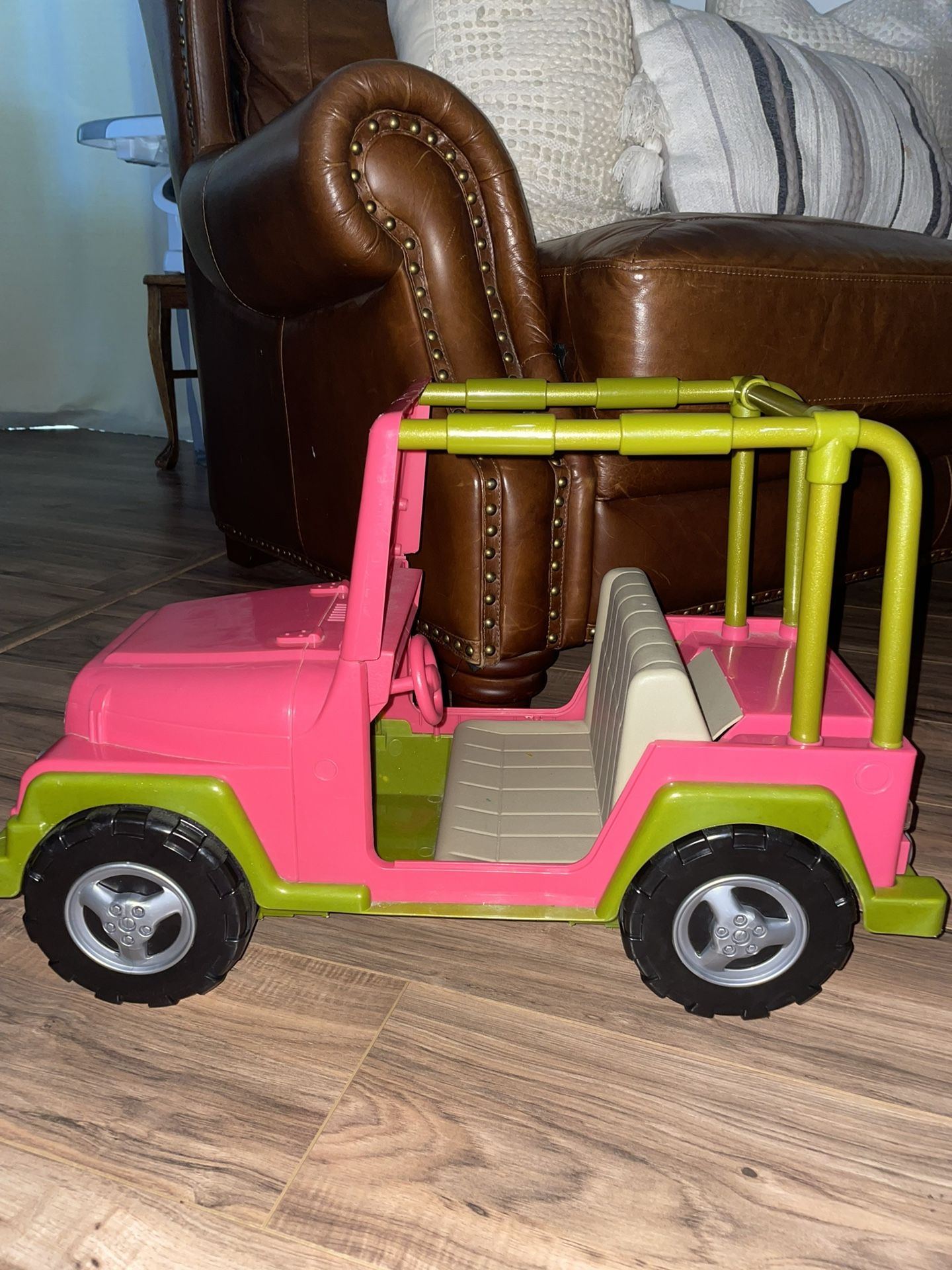 Pretend Doll Jeep