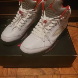 Retro Jordan 5 Fire Red 10.5