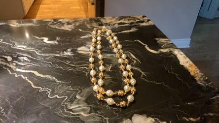 Vintage St.John circa1980. Long Baroqve costume Pearl and Gold tone link necklace.