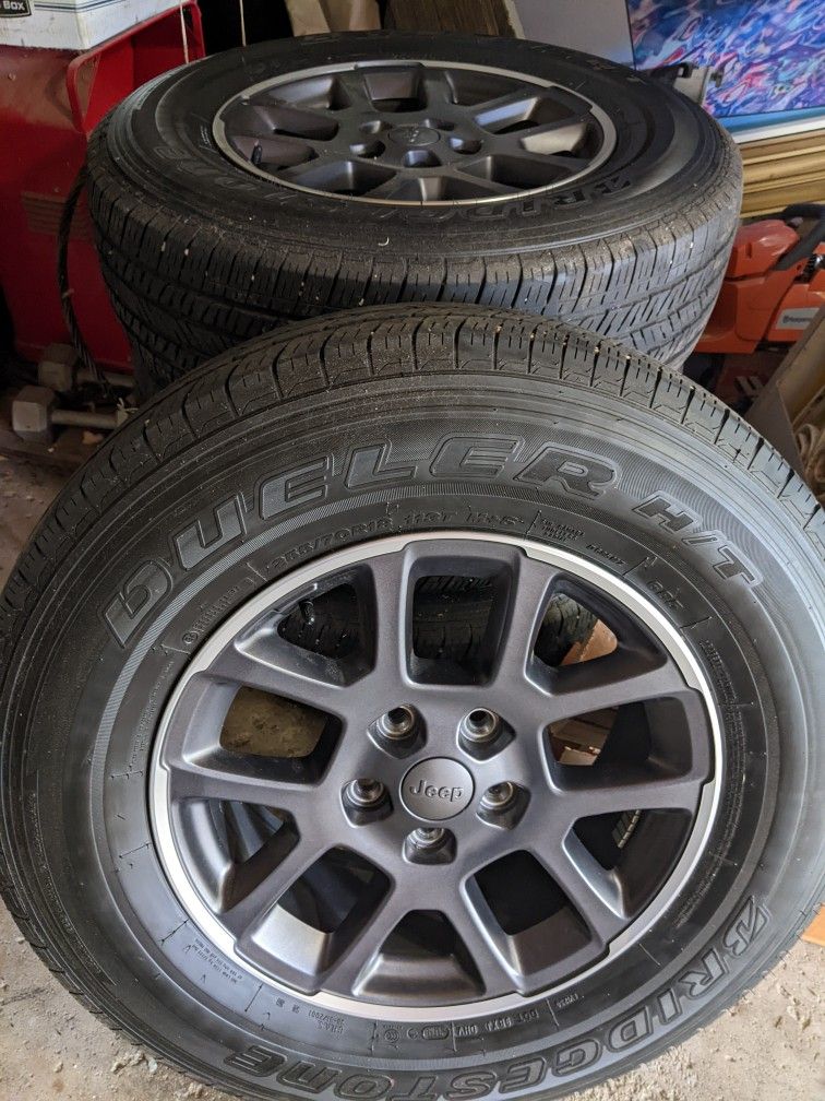 Jeep Wheels And Tires (18" Wheels) for Sale in Mokena, IL OfferUp
