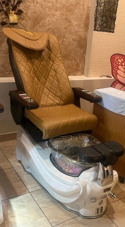 Beautiful Pedicure Chair